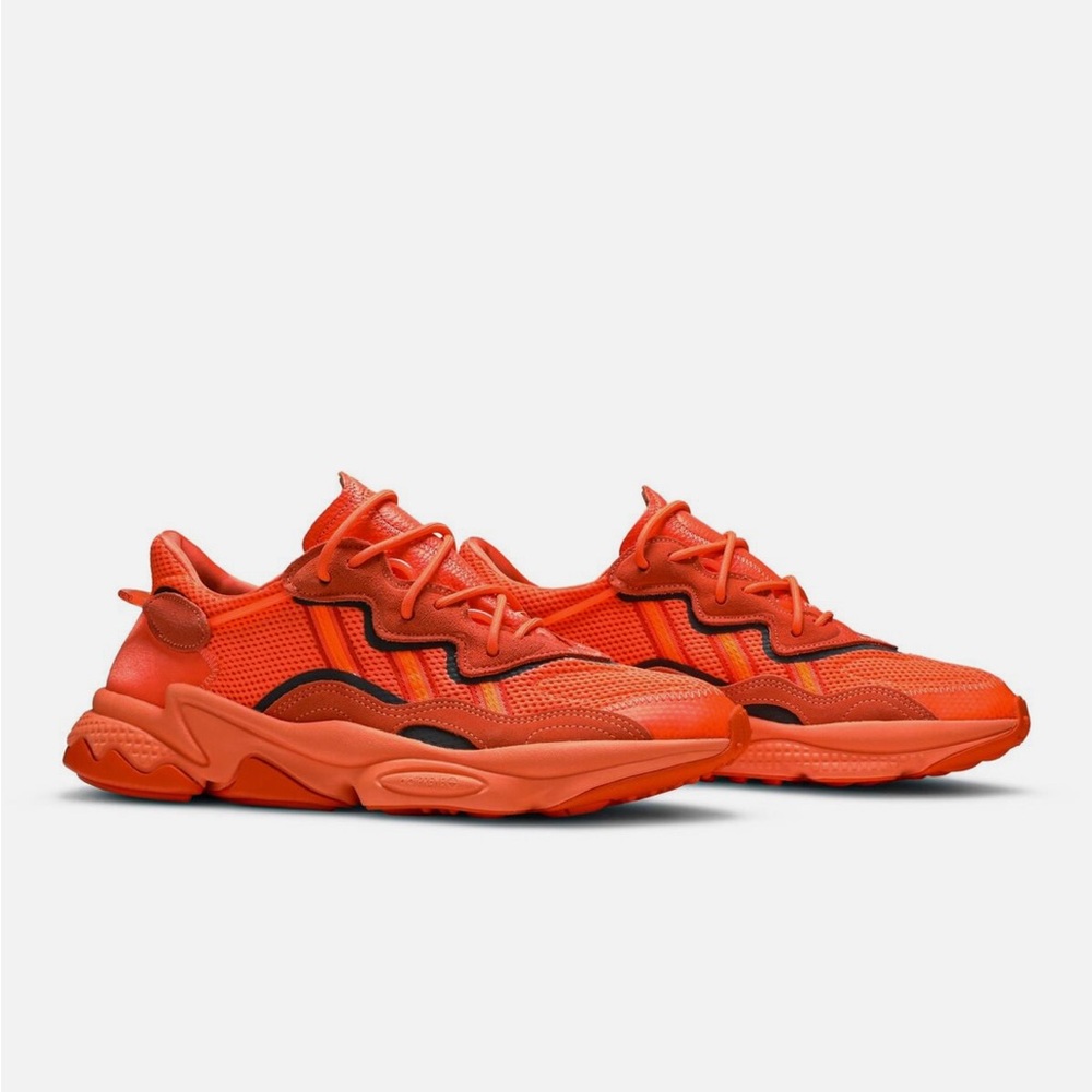 Adidas UNISEX OZWEEGO 'BOLD ORANGE'